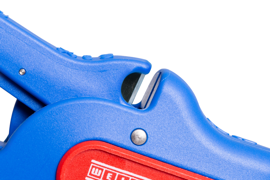 Tenaza Pelacables No. 5 Pro | para todos los conductores comunes trenzados y sólidos, rango de trabajo 0,2 - 16,0 mm²